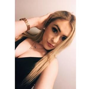 Meet your Posher, Latisha